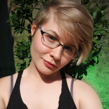 MAKEUP_20180704172409_save